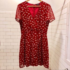 Madewell red daisy dress, size 6 / small